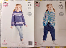 Load image into Gallery viewer, King Cole 4 ply knitting pattern 5879 - Child’s Sweater & Cardigan - 21-30 ins