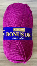 Load image into Gallery viewer, Sirdar Hayfield Bonus DK Kntting/Crochet Wool/Yarn 100g Value Acrylic (1 of 2)