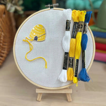 Load image into Gallery viewer, Needle Minder Magnetic, Beehive, Embroidery Needle Keeper, Sewing, Needleminder