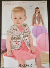 Load image into Gallery viewer, Sirdar Snuggly Baby Crofter DK knitting pattern 4637 - Cardigans - 16-26 ins
