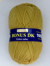 Load image into Gallery viewer, Sirdar Hayfield Bonus DK Kntting/Crochet Wool/Yarn 100g Value Acrylic (1 of 2)
