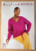 Load image into Gallery viewer, Sirdar DK Knitting Pattern 10596 - Sweater in Hayfield Bonus DK - 32-54 ins
