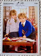 Load image into Gallery viewer, Teddy DK knitting pattern 7128 - Children’s Sweater &amp; Cardigan -  24-34 ins
