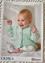 Load image into Gallery viewer, Babies DK knitting pattern UKHKA 109 Cardigans 12-20 ins
